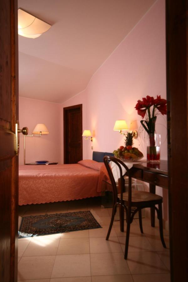 Bargni Casa Oliva Albergo Diffuso מראה חיצוני תמונה